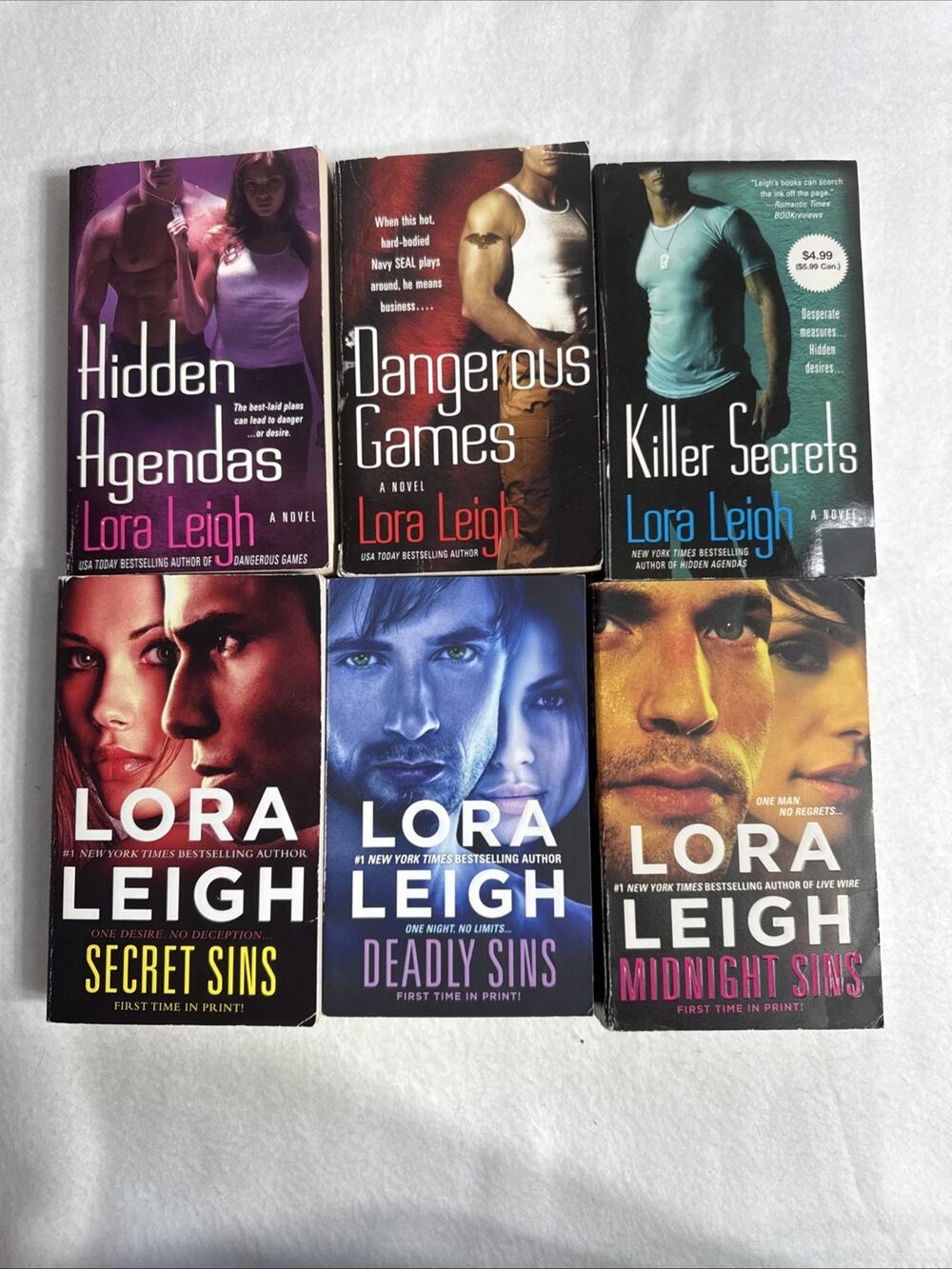 Lot Of 6 Romances Novels by Lora Leigh. Crime/Thriller Very Good Cond